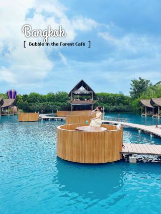 물 위에 떠 있는 방콕의 비밀 정원