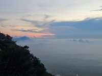 ทะเลหมอก เขาพระยาเดินธง จ.ลพบุรี