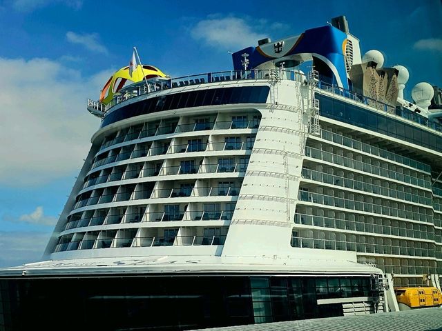 Spectrum of the Seas