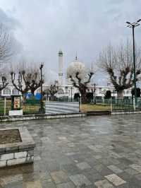 Hazratbal Masjid