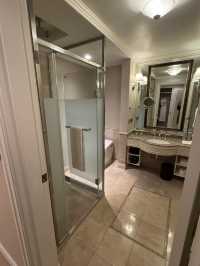 제주 롯데호텔 — 감성과 클래식 럭셔리가 공존하는 커플 여행 숙소