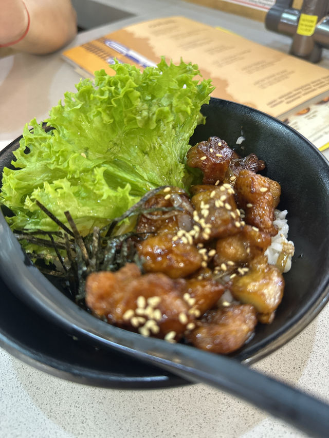 Genki Sushi: Cutest Japanese Eats with Delivery Train 🚄🍣 Genki Sushi: Cutest Japanese Eats with Delivery Train 🚄🍣