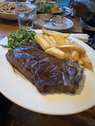 Riverside Boathouse Foodie Adventure