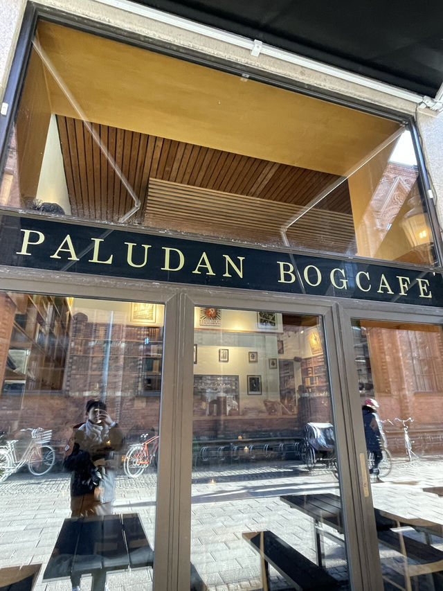 Paludan bogcafe in Copenhagen 🇩🇰