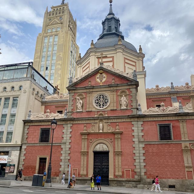 Madrid’s Architectural Journey 🏙️