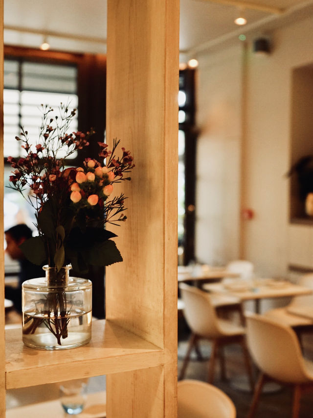 London｜Cosy restaurant with tasty Thai food 