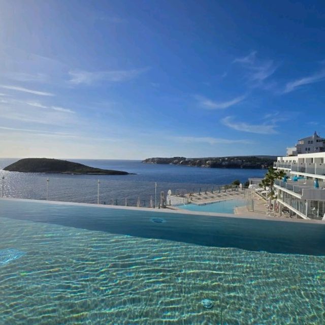 Luxury & Breathtaking Views: Discover Elba Sunset Mallorca