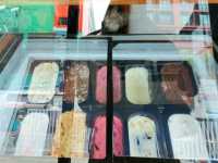 ไอศกรีมพรีเมี่ยมอร่อยยืนหนึ่ง