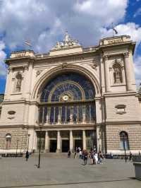 Keleti Railway Station: Budapest’s Majestic Eastern Gateway