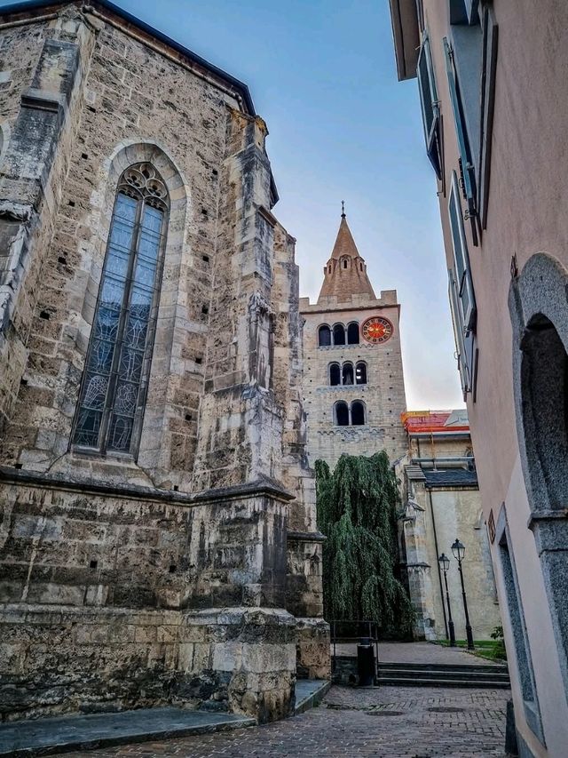 🏰⛰️ “Twin Castles & Alpine Serenity: A Peaceful Day in Sion” 🇨🇭