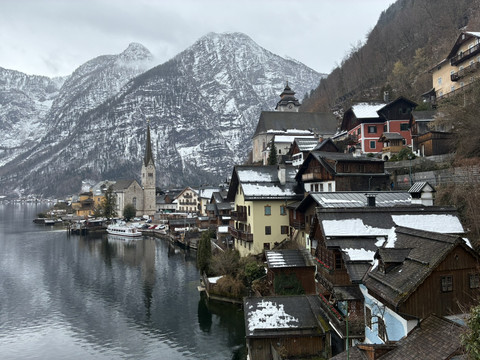 ハルシュタット 〜アナと雪の女王のモデルになった街〜 | Trip.com 