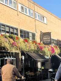 DISCOVERING CAMBRIDGE : From Historic Spires to Spicy Bites.
