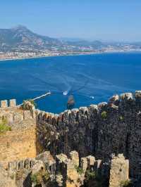 🏰 Alanya Castle – A Medieval City Above the Mediterranean