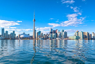 Toronto on a Budget: Big City, Small Spend 🇨🇦✨