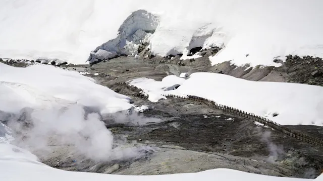 雪牆奇觀