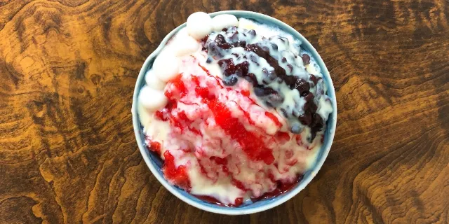 いちごミルク金時白玉