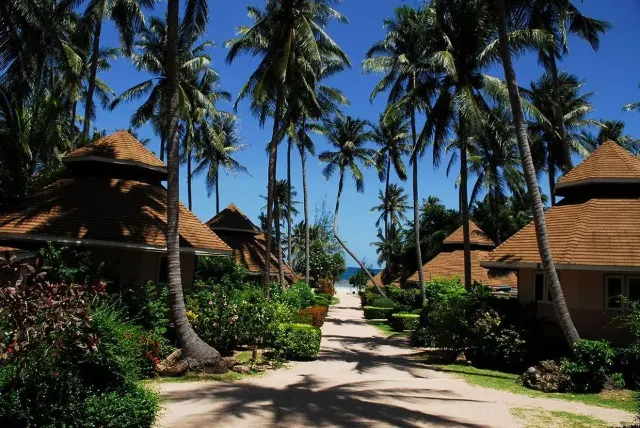 ที่พัก เกาะเต่า 🐢 เกาะเต่า คอรัล แกรนด์ รีสอร์ท (Koh Tao Coral Grand Resort)