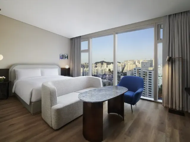 청년의 날 축제 근처 여의도 호텔 나루 엠갤러리