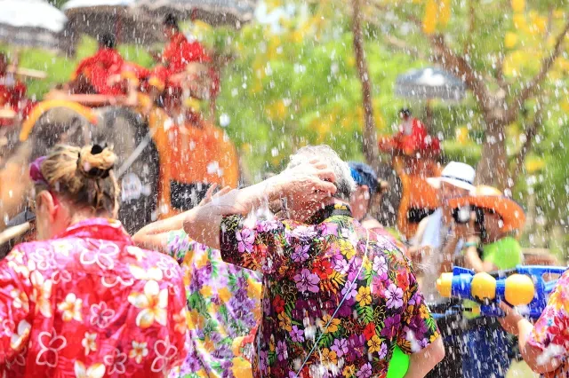 泰國潑水節