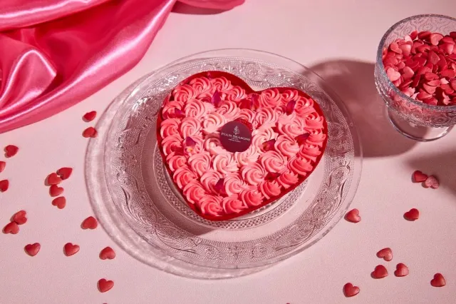 四季酒店「心形紅絲絨蛋糕」經典蛋糕