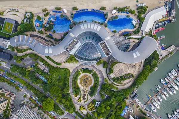 1東莞塘廈粵華花園酒店