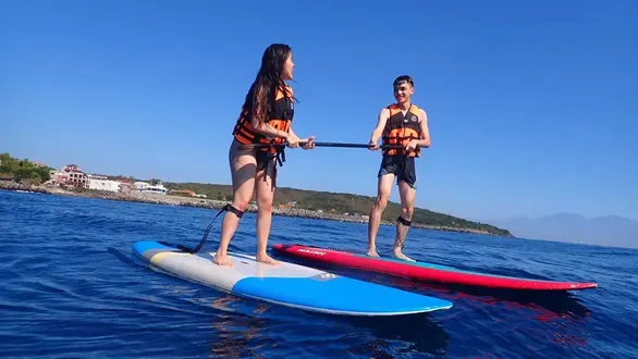 観光客のバランス感覚をテストしています