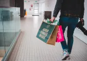 Welches Reiseziel lohnt sich 2023 für eine Shopping-Tour?