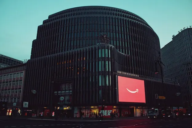 Grande negozio nel Kurfürstendamm di Berlino
