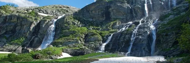 Тропа к Софийским водопадам