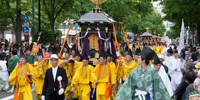 일본 여름 여행, 홋카이도 신궁 축제