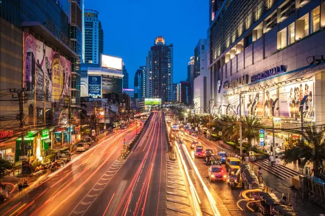 プラトゥーナム市場