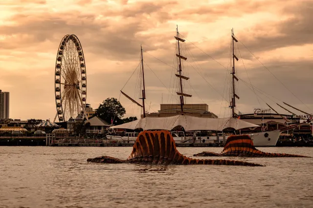 🌆 แอสเซียติก สถานที่สำคัญริมแม่น้ำ สำหรับความสนุกส