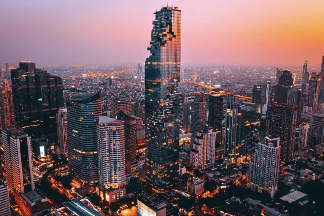 Башня King Power Mahanakhon