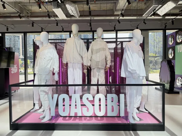 Clockenflap演出服裝