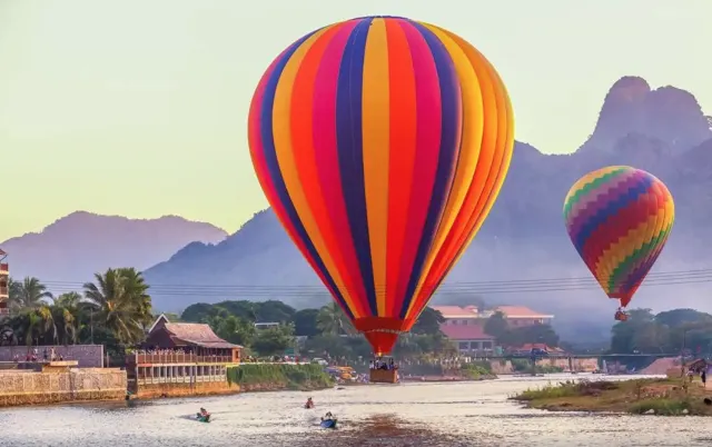 라오스 방비엥 에어벌룬