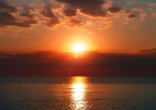 【香港最佳觀賞日出地點2026】迎接每日的晨曦！全港12個市區郊區日出好去處，附交通、日出路綫、日出資訊等日出攻略