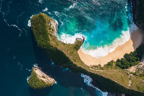 努沙佩妮達島