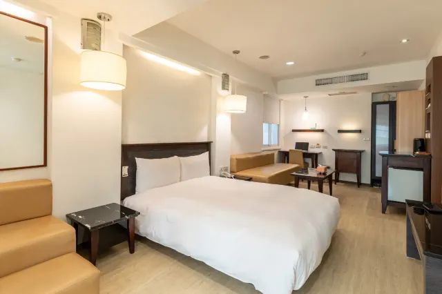 承攜行旅-高雄新崛江館