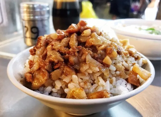 [닝샤 야시장 맛집] 대만 닝샤 야시장에서 꼭 맛봐야 할 11가지! 미슐랭 굴전, 지파이, 고구마볼 등 먹거리 추천