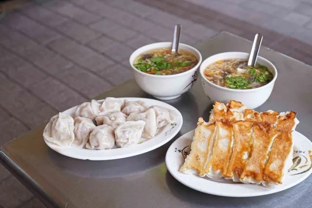 [닝샤 야시장 맛집] 대만 닝샤 야시장에서 꼭 맛봐야 할 11가지! 미슐랭 굴전, 지파이, 고구마볼 등 먹거리 추천