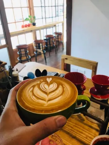 【2026 古坑景點】16 個古坑必去景點推薦:華山情人橋、綠色隧道、劍湖山世界主題樂園!