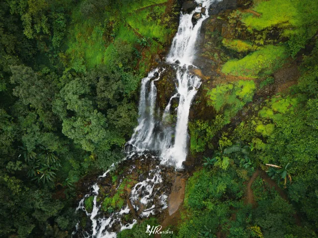 น้ำตกห้วยเย็น อมก๋อย