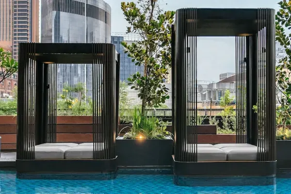 Pool bar and pool lounge