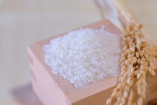 新嘗祭は何をする日？由来やお供え物まで分かりやすく解説！ | トリップドットコム