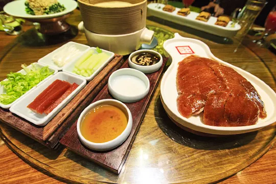 四季民福烤鴨店(故宮店)