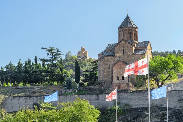 Успенский храм Метехи в Тбилиси