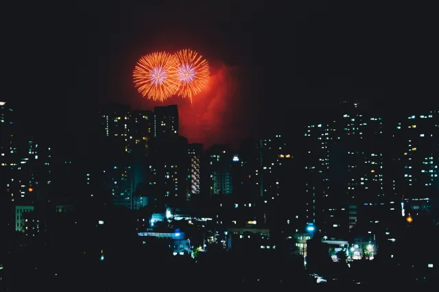 10월 축제 불꽃놀이