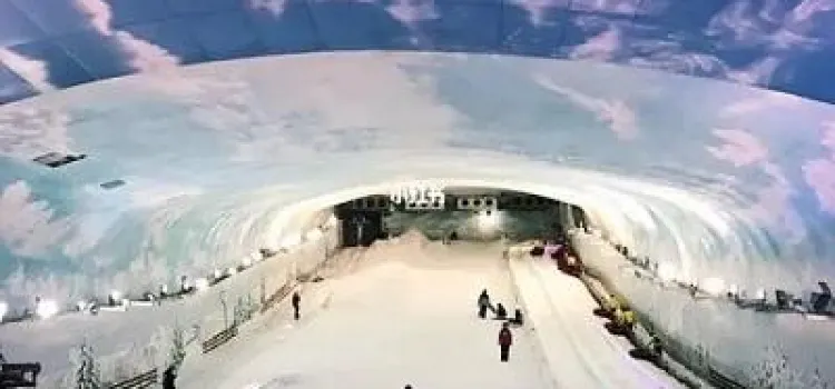 【深圳滑雪場2026】華發冰雪世界9月29日開業！全球最大室內滑雪場！附7大深圳室內滑雪場，交通、門票、設施全攻略！