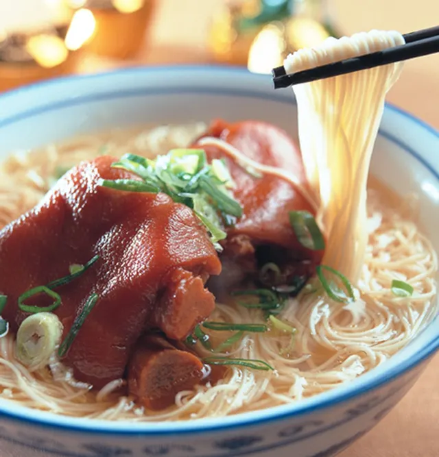 豬腳麵線