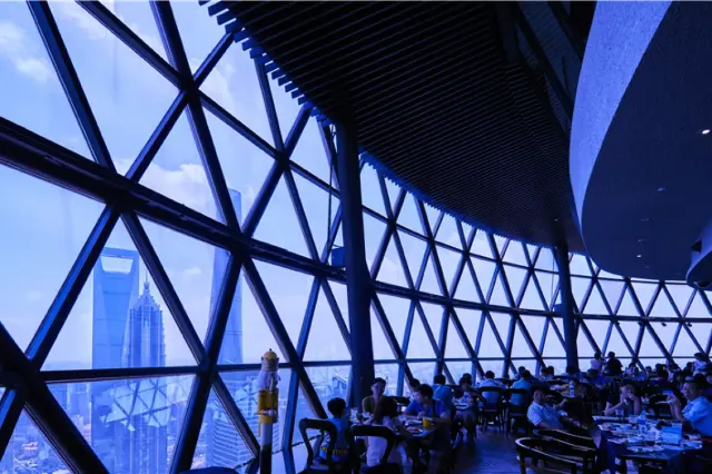 Shanghai Oriental Pearl Tower | Restaurant Recommendations